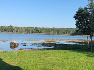 73 Crooked Ln, Deer Isle, ME 04627