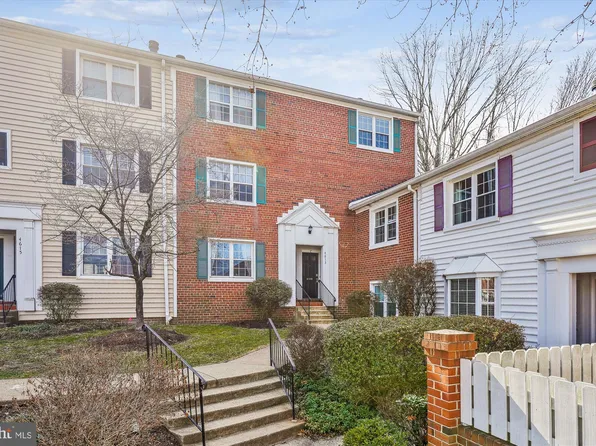 4613 28th Rd S #C, Arlington, VA 22206