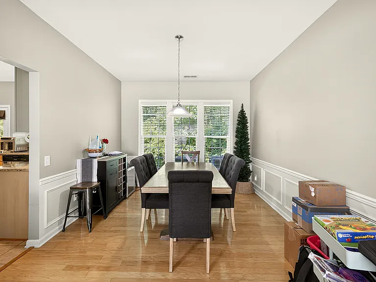 9538 Oswald Ln — Photo 9