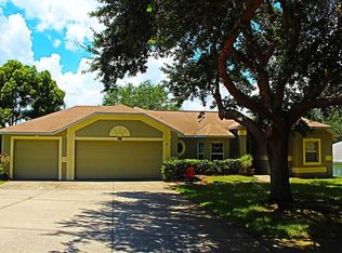 1126 Windy Bluff Dr, Minneola, FL 34715