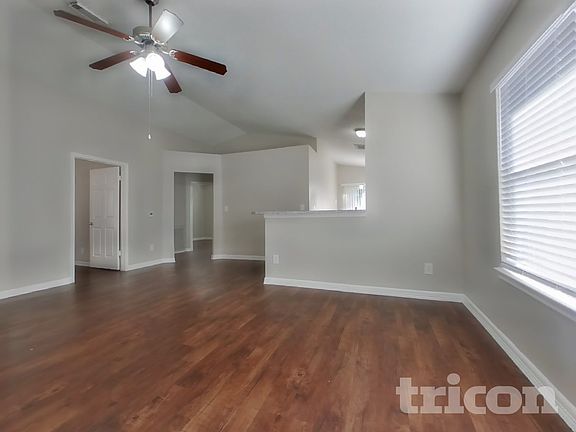 3rd image of 3155 Boynton Dr