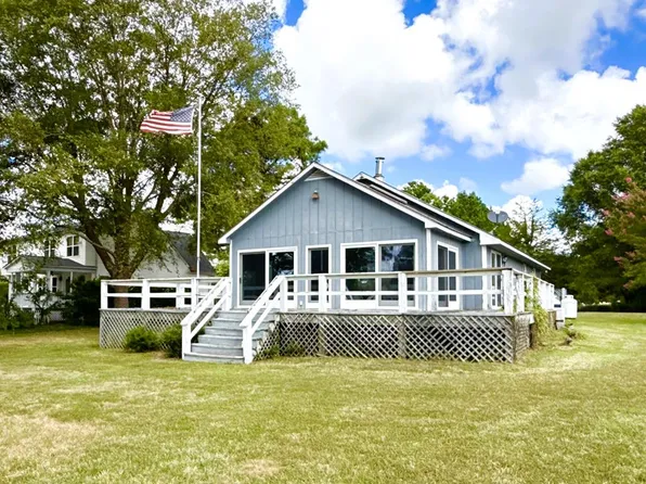 79 Keel Ct, Heathsville, VA 22473