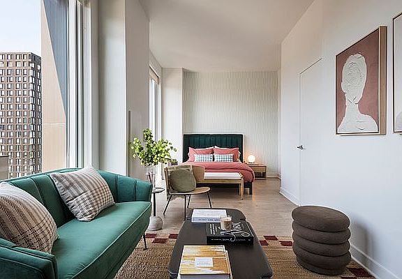 3rd image of 55 Suffolk St APT 1202