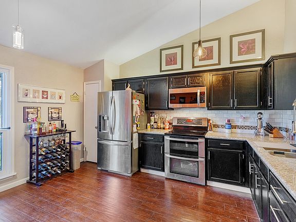 5th image of 16306 Buena Tierra Street