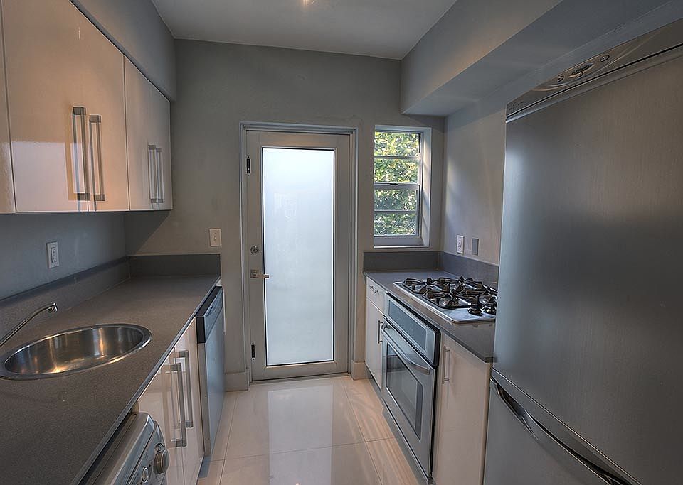 1st image of 1604 Drexel Ave APT 105