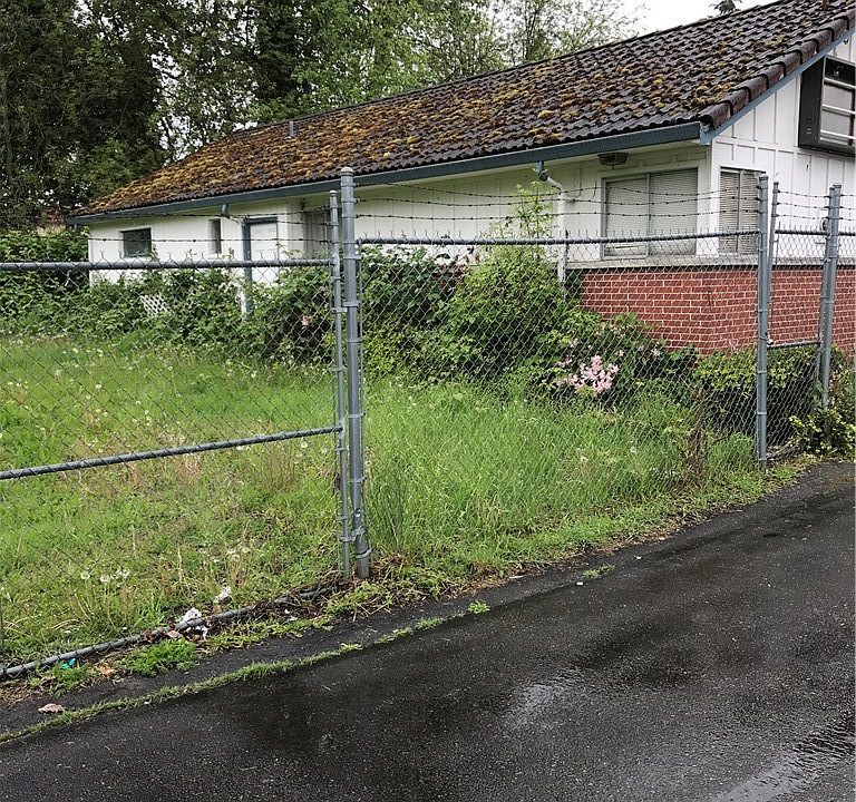 1st image of 12216 Pacific Hwy SW