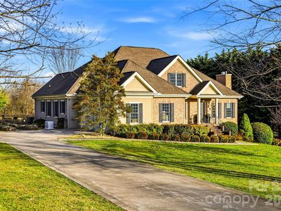 100 Bradford Farm Rd, Mills River, NC, 28759