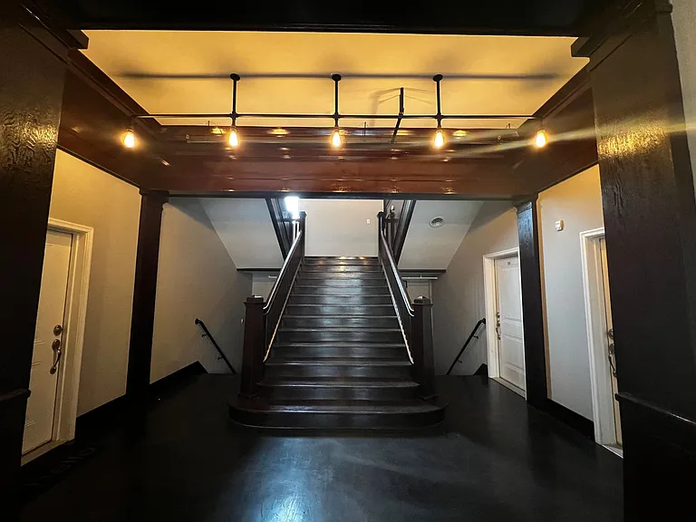 Lancaster Ironworks Apartments — Photo 4