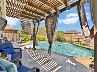 431 Hidden Ridge Dr, Burleson, TX 76028