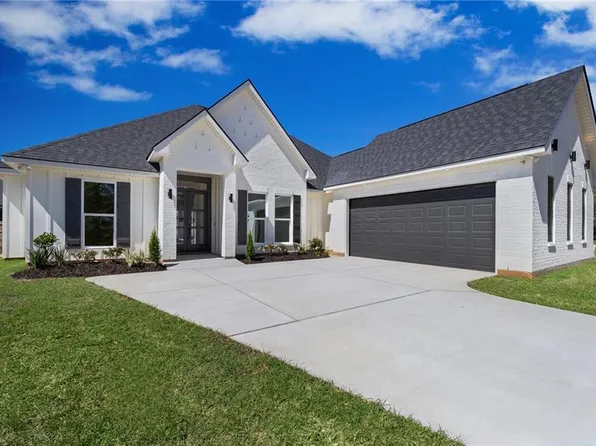 1073 Abita River Dr, Covington, LA 70433