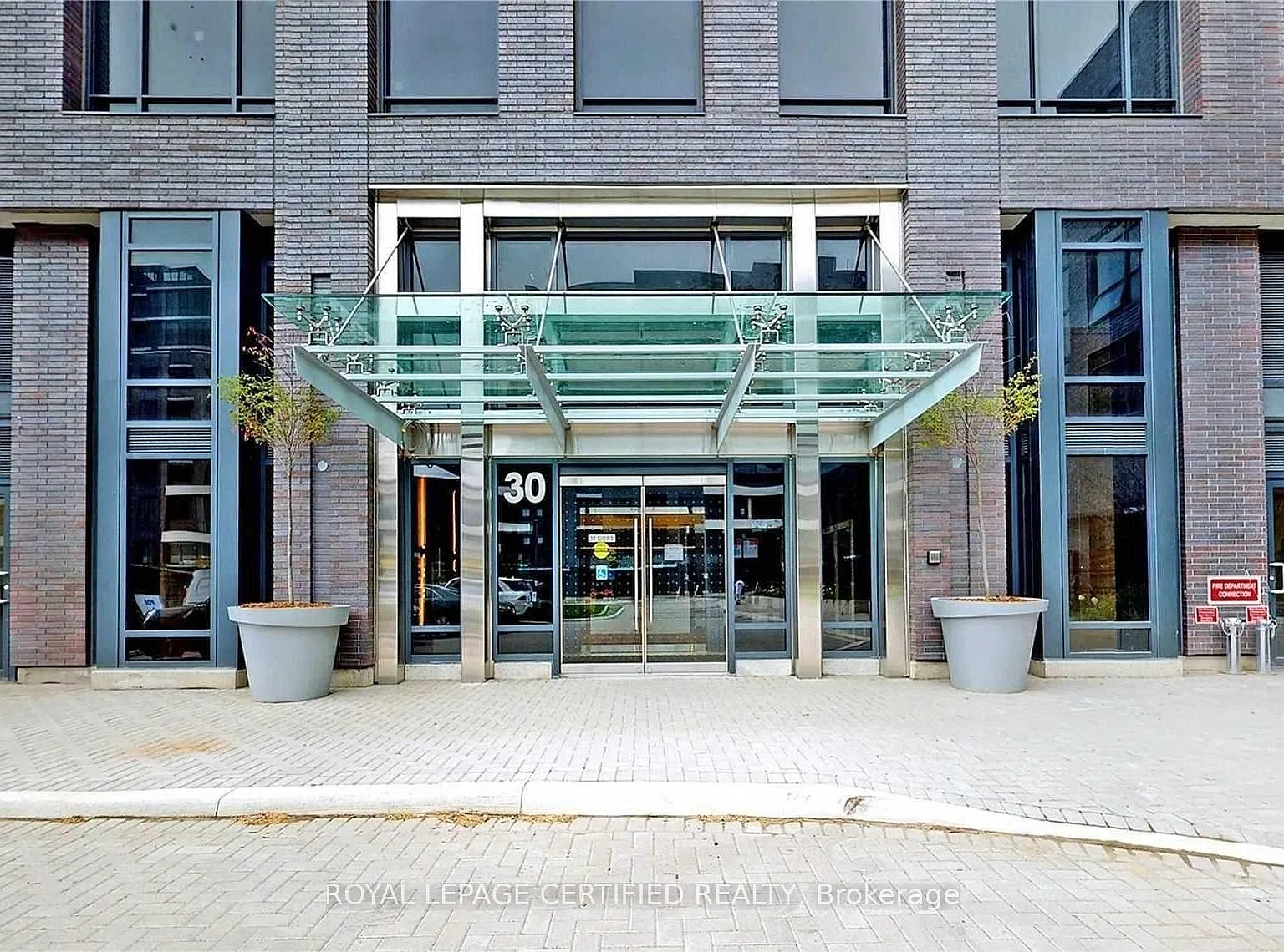 2 bed, $2,600 — Photo 2