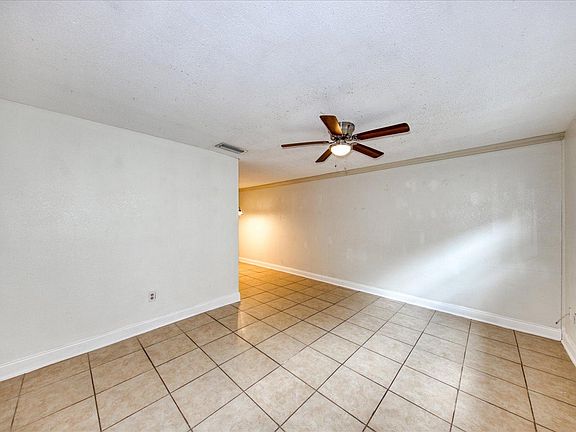 5th image of 133 E Patterson St #137