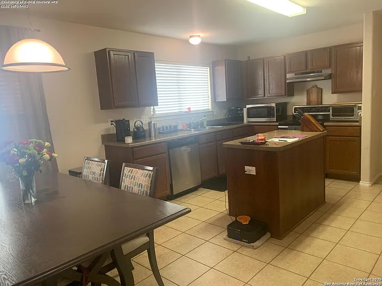 7502 Paraiso Point — Photo 10