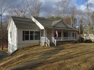1301 Bluewater Dr, Moneta, VA 24121
