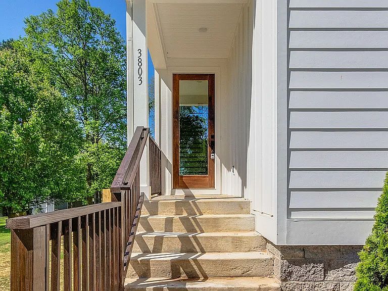 1st image of 3803 Barlow Dr