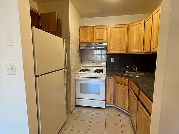 4th image of 57-02 57th Ave