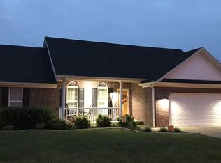 112 Crittenden Ct, Danville, KY 40422