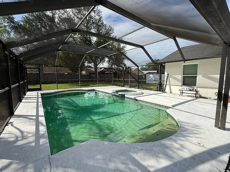 6705 Seafairer Dr — Photo 9