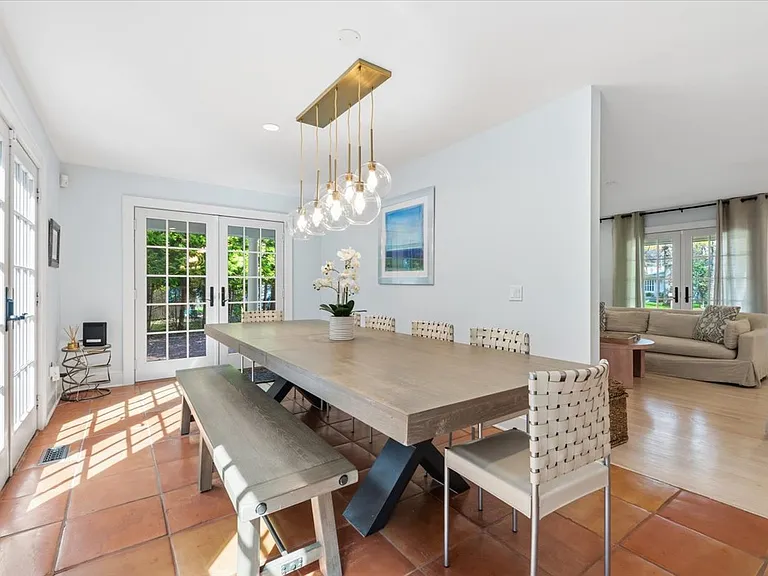 49 Beach Ave — Photo 13