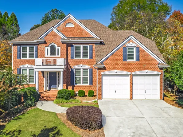 1355 Chattahoochee Run Dr, Suwanee, GA 30024