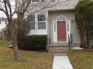15 Samantha Ct, Owings Mills, MD 21117
