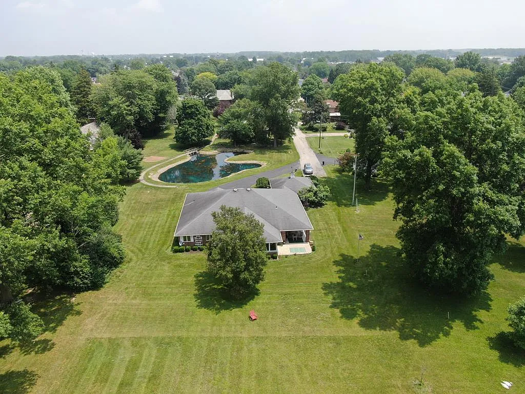 350 Allen Ave photo 1