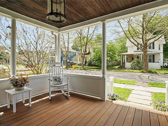 5th image of 519 Herrick St
