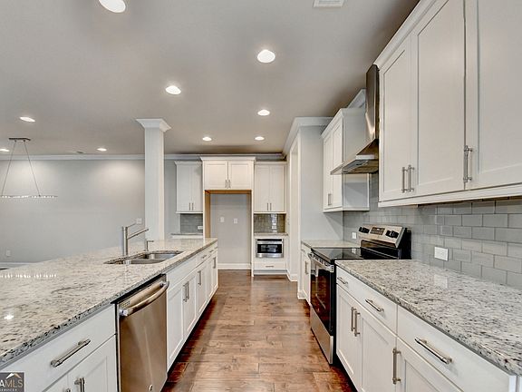 5th image of 5200 Cresslyn Rdg