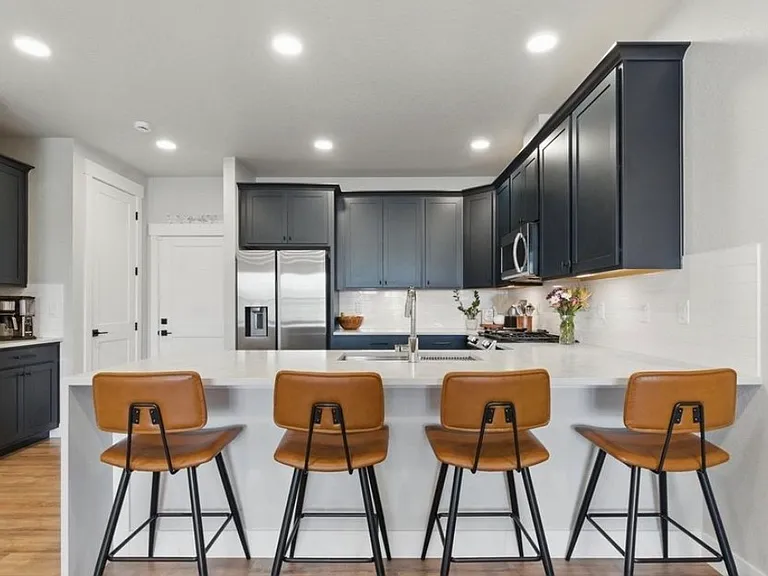 5076 Coolidge Ave — Photo 18