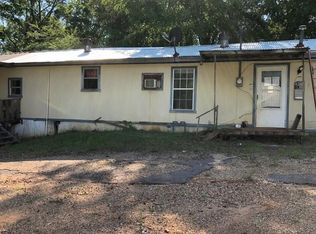 714 E Newman St, Palestine, TX 75801