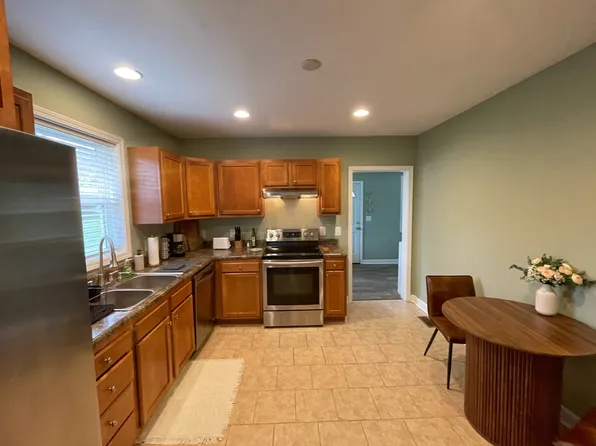 763 Lafayette St, Lewisburg, WV 24901