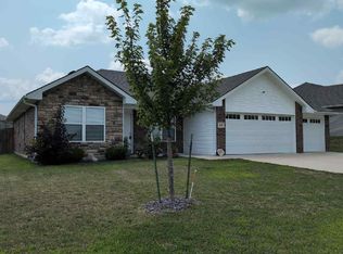1214 Cypress Ct, Warrensburg, MO 64093