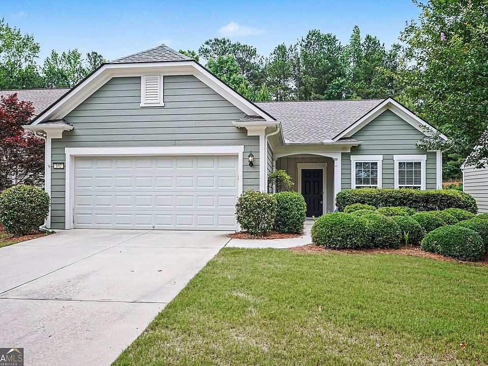 1st image of 102 Crape Myrtle Dr