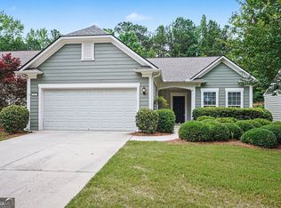 102 Crape Myrtle Dr, Griffin, GA 30223