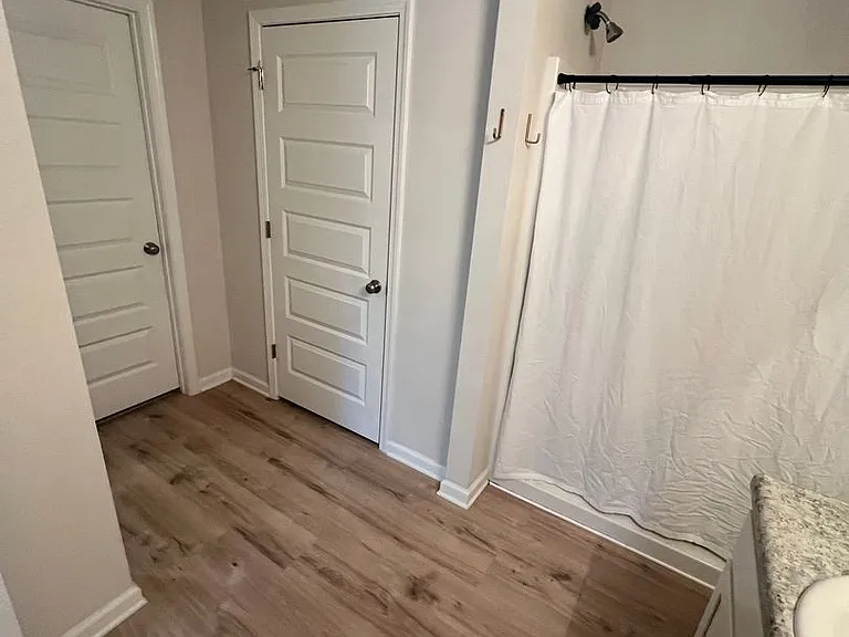 5253 Peach Dr — Photo 11