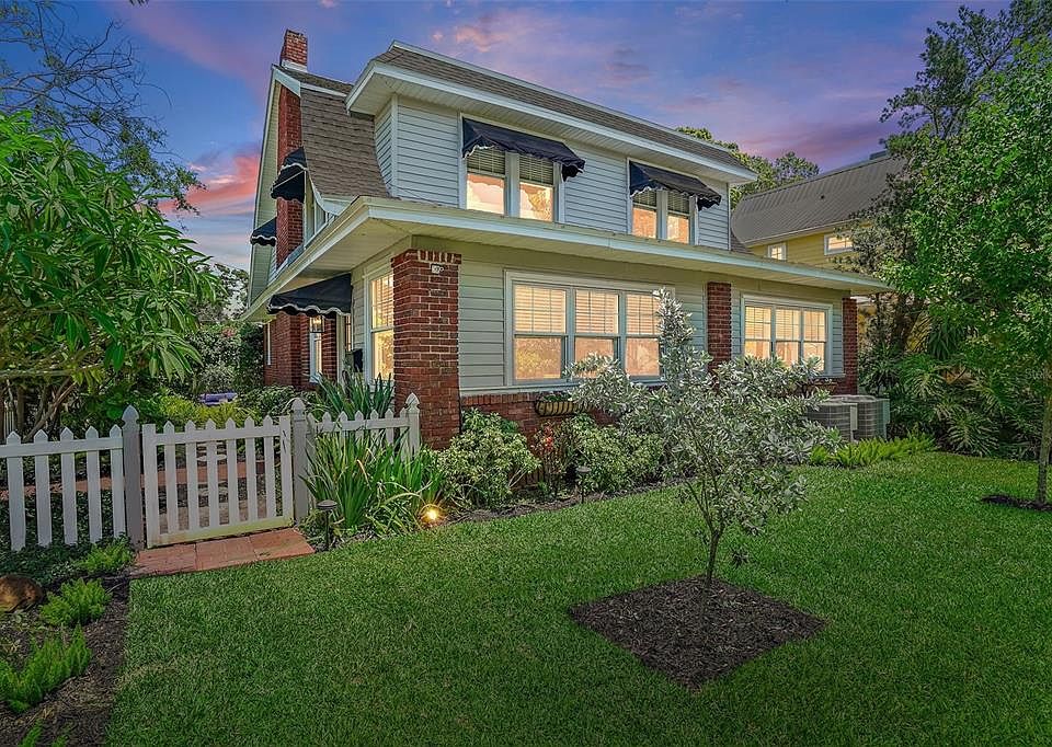 1st image of 790 19TH AVENUE N