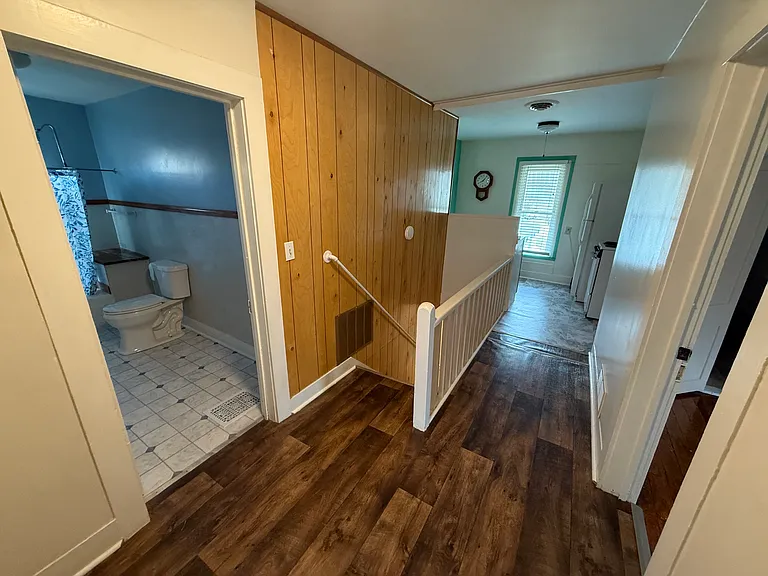 318 W Gay St #B — Photo 2