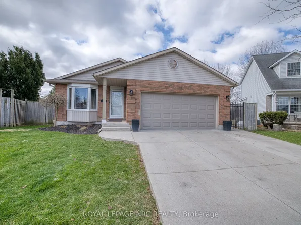 16 Leonard Dr, Saint Catharines, ON L2S 3V2