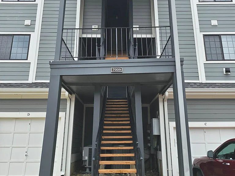 7009 Birkenhead Pl #8C — Photo 29