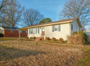 107 Edgewood St, Martin, TN 38237