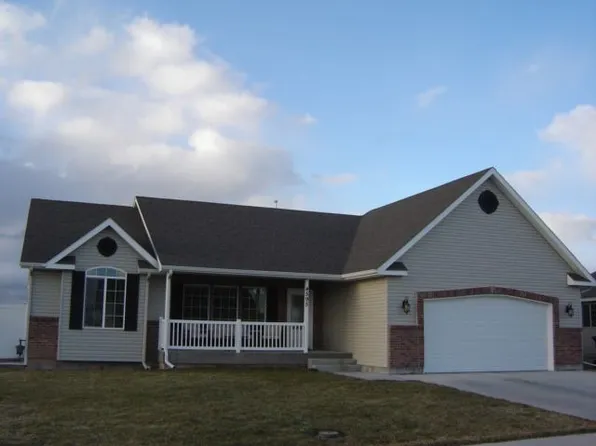 4595 E Tranquil Dr, Idaho Falls, ID 83401
