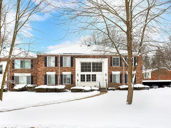 544 E Fox Hills Dr, Bloomfield Township, MI 48304