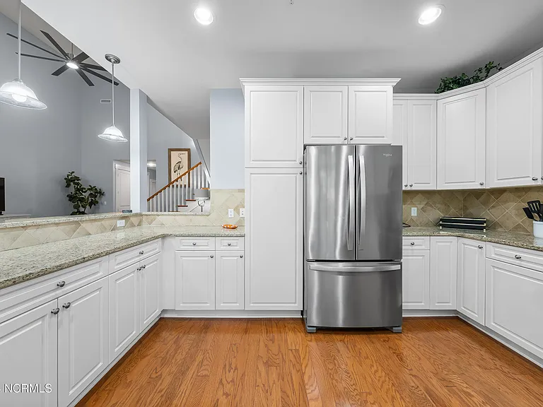 2537 Saint James Dr SE #807 — Photo 18