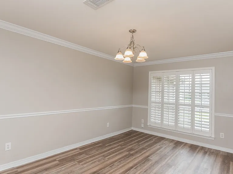 8770 Kennedy Dr — Photo 9