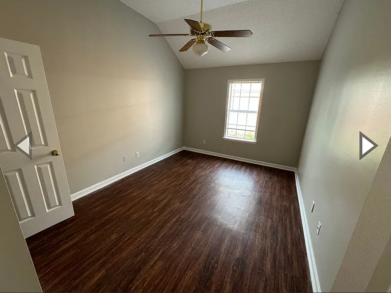 138 Cypress Cir — Photo 7