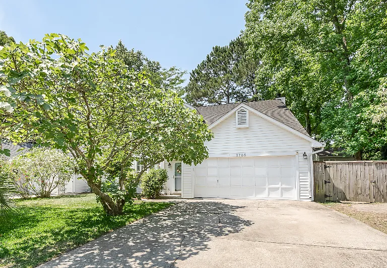 2785 Flower Creek Way — Photo 16