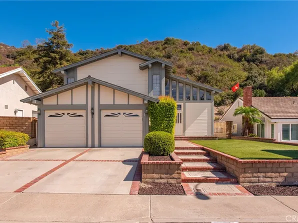 21902 Raintree Ln, Lake Forest, CA 92630