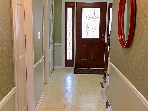 5th image of 10193 Old Orchard Dr