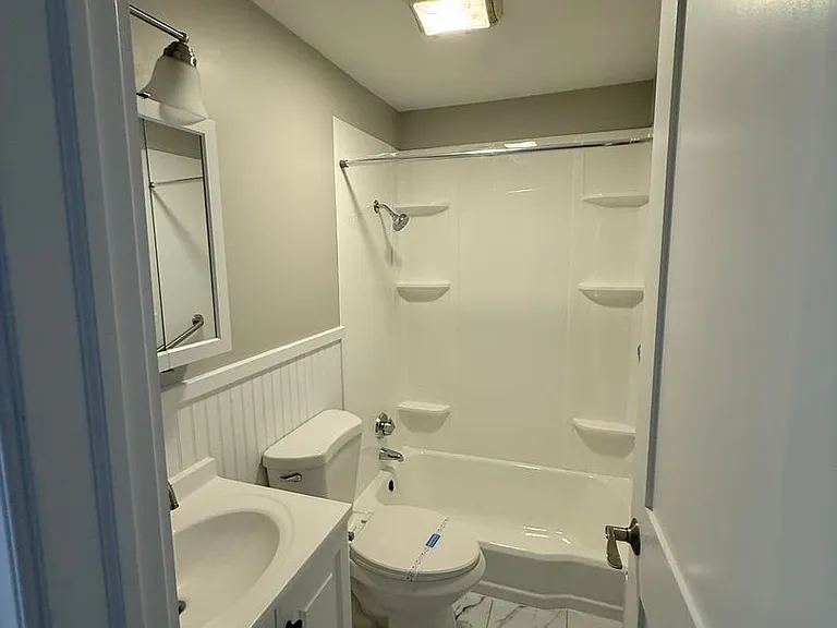 16 Magnolia Ave — Photo 12