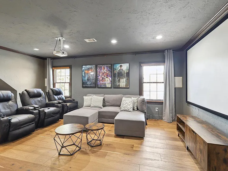 204 Covey Ln — Photo 26
